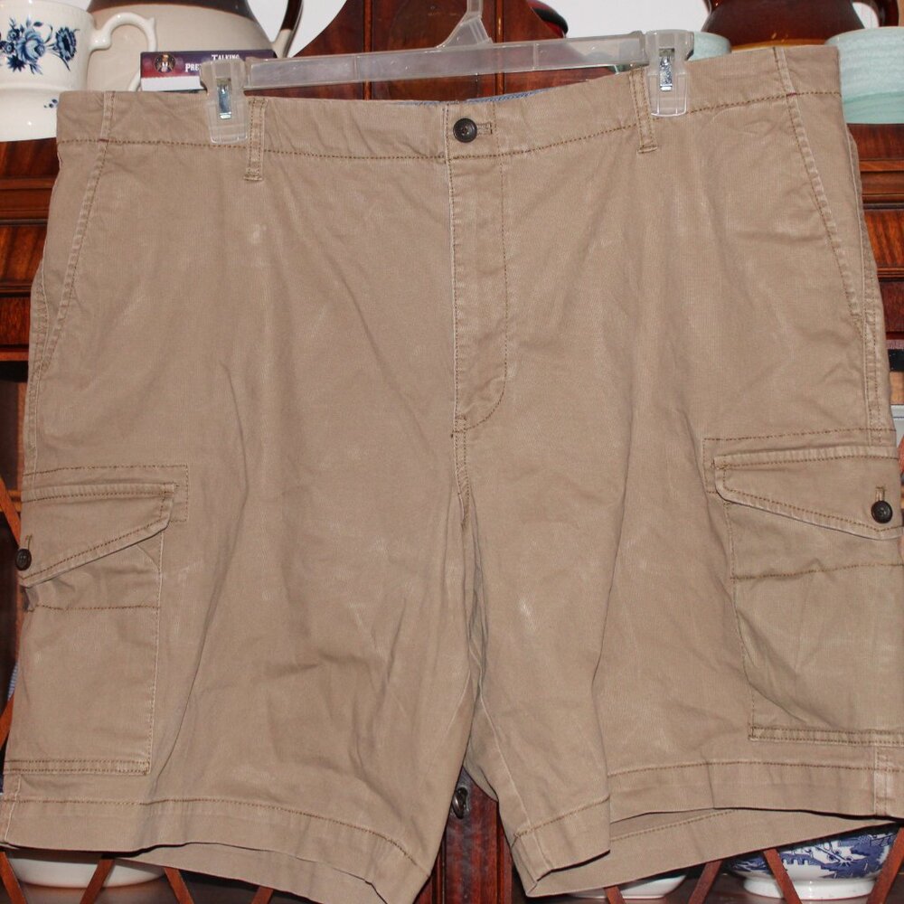 Chaps Cargo Shorts Men’s 46 Stretch 9” Inseam Brown - Picture 3 of 5